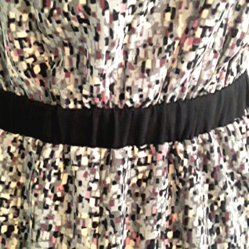 Forever 21 Dress - Picture 6 of 10